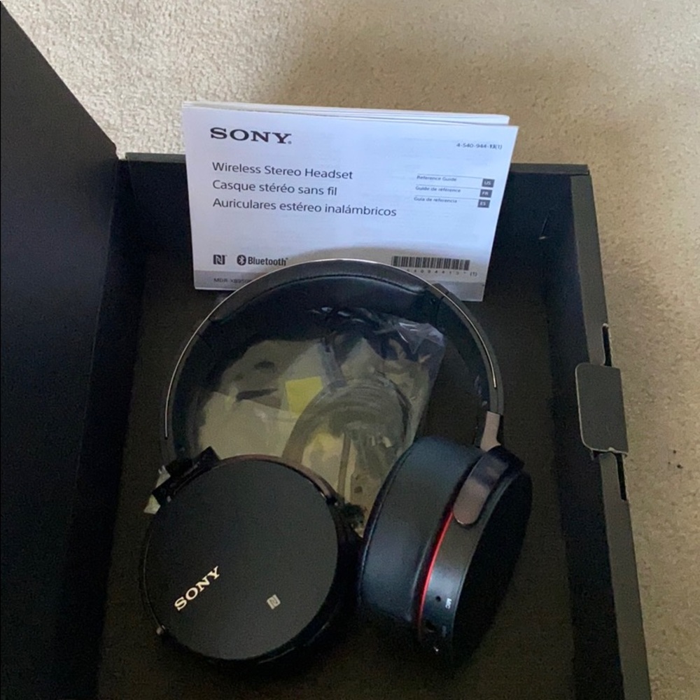 Sony Wireless Stereo Headset